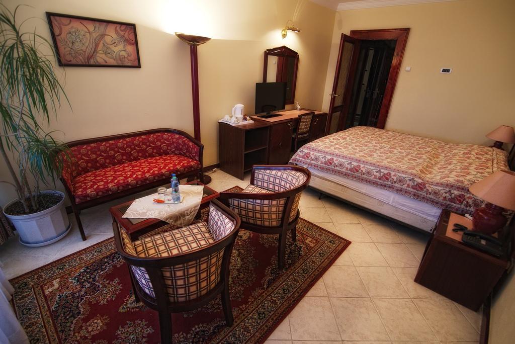 Bellevue Hotel And Resort バルデヨフ 部屋 写真